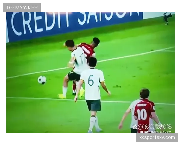 禁区拉拽是否一定判点球？规则如何界定“可判可不判”