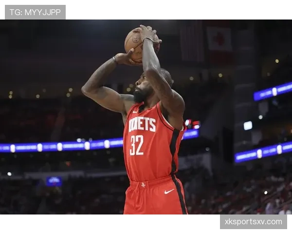 伊塞亚·托马斯突破串联进攻提升季后赛关键时刻得分效率